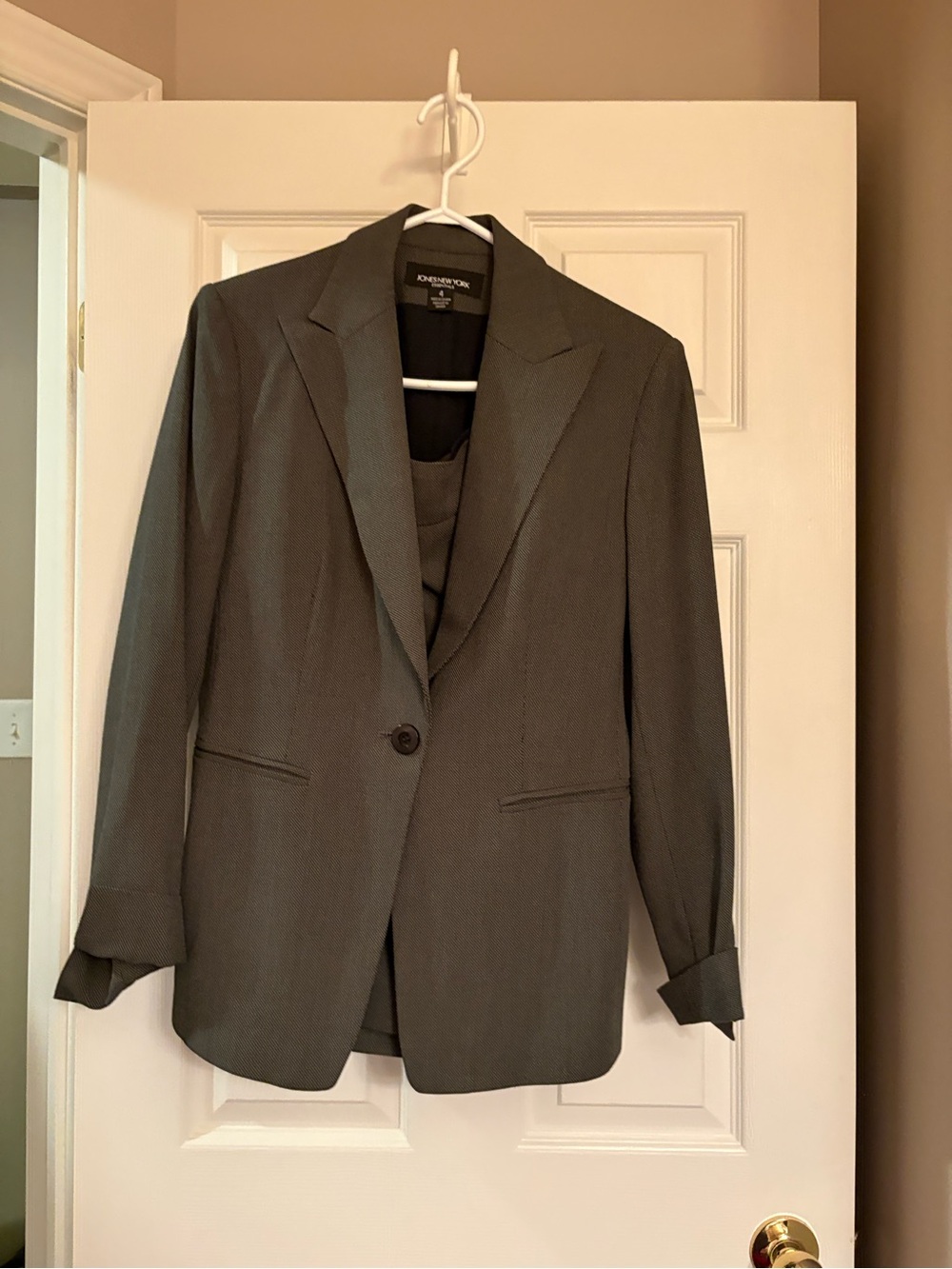 Jones New York Classic Women’s Single-Button Gray Blazer and Skirt